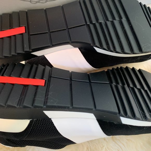 Prada Black and White Sneakers - Picture 4 of 4